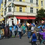 Parade durch den Berliner Bezirk Friedrichhain-Kreuzberg